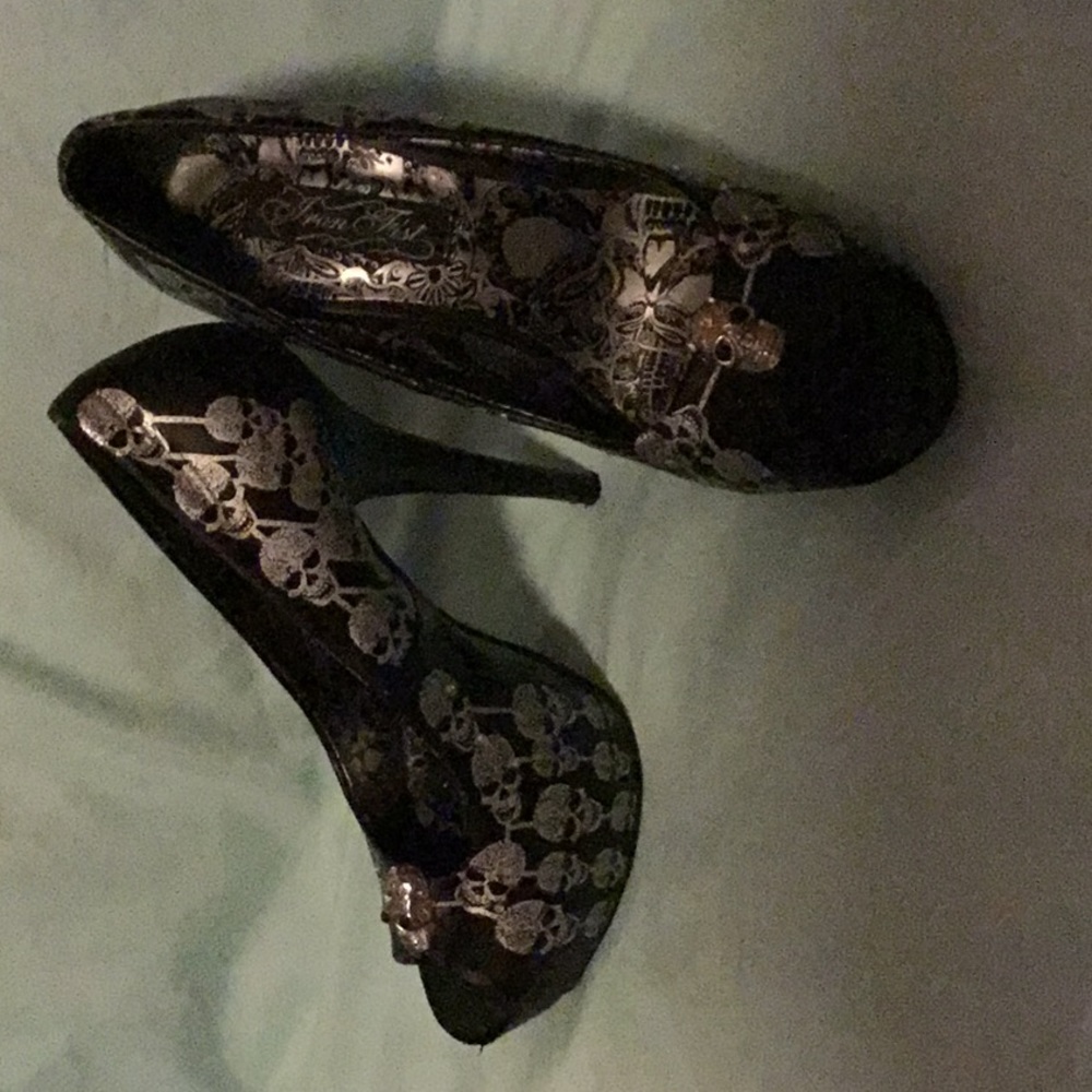 Size small 7
